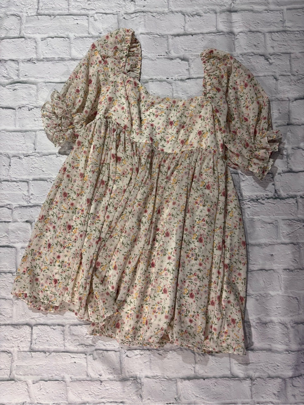 Lulus floral, babydoll minidress